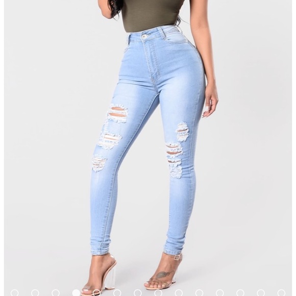 Fashion Nova Denim - Fashionnova high rise jeans (never worn)